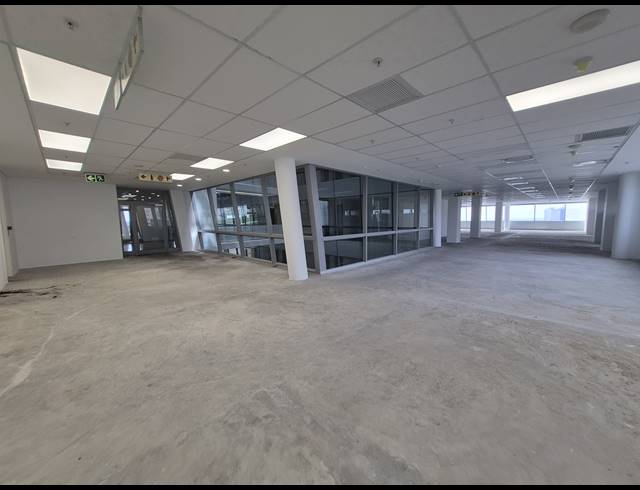 695M² OFFICE TO LET IN SANDTON CENTRAL